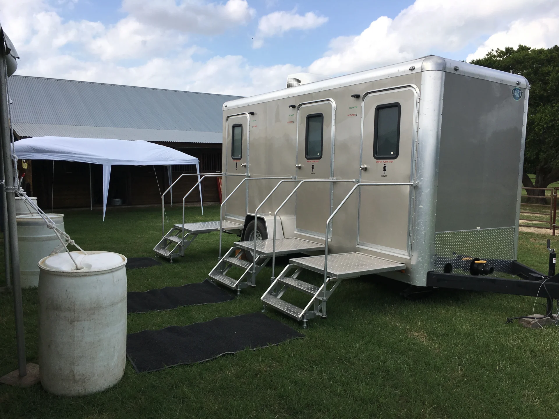 How to Find the Best Portable Restrooms for Your Event